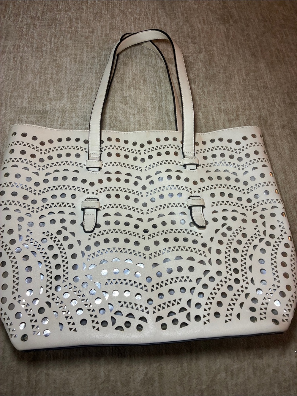 White‎ Laser-Cut Tote Bag - Stylish Everyday Carry